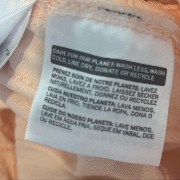 LEVI’S Pale Peach Women’s Button Down Romper with Pockets and Collar Size XS‎ - Picture 6 of 16